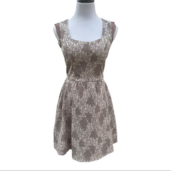 Bar lll Front Row Keyhole Fit & Flare Dress Size S - Picture 1 of 10